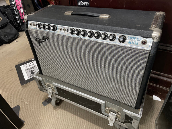 Fender - Super Six Reverb