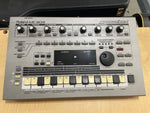 Roland - MC-303