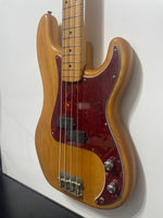 Fender - Precision Bass