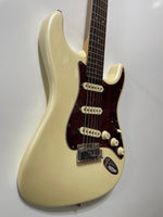 Fender - American Deluxe Stratocaster