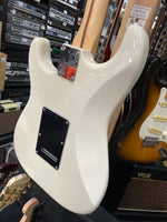 Fender - Stratocaster - Performer