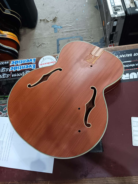 Unbranded - Archtop body