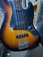 Fender - Jazz Bass