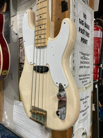 Squire by Fender  - ‘51 Precision Bass