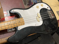 Squier - Bullet Bass