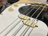 Squier - Bullet Bass