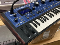 Novation - Mini Nova