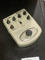 Behringer - BASS BDI 21