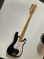 Squier - Bullet Bass