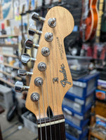 Fender - Standard Stratocaster