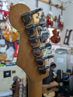 Fender - Standard Stratocaster