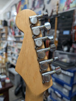 Fender - Standard Stratocaster